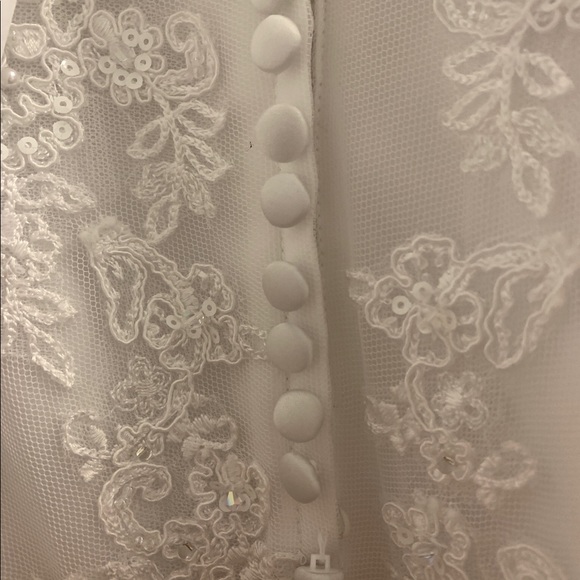 Mori Lee wedding gown - Picture 5 of 8